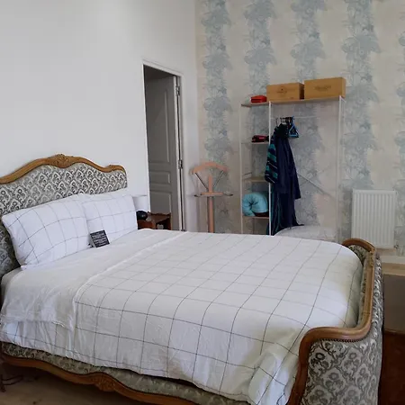 Pyrenees Vue - Commentaires Positifs - Vues Fantastique, Tres Bon Petit-dejeuner, Calme, Piscine, Parking