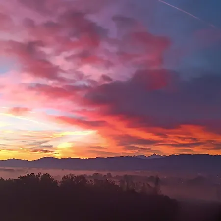 Apartmán Pyrenees Vue - Commentaires Positifs - Vues Fantastique, Tres Bon Petit-dejeuner, Calme, Piscine, Parking *