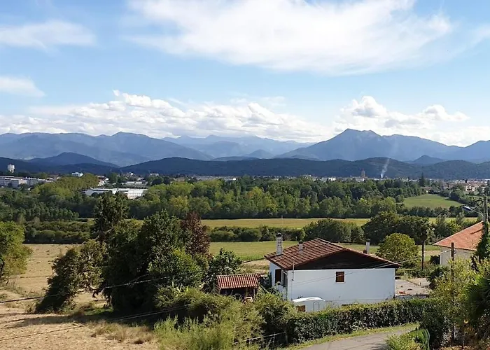 Pyrenees Vue - Commentaires Positifs - Vues Fantastique, Tres Bon Petit-dejeuner, Calme, Piscine, Parking * سان جودُ