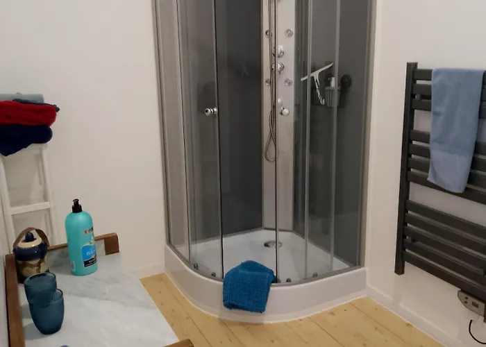 Pyrenees Vue - Commentaires Positifs - Vues Fantastique, Tres Bon Petit-dejeuner, Calme, Piscine, Parking شقة سان جودُ