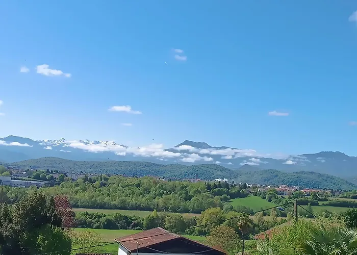 Pyrenees Vue - Commentaires Positifs - Vues Fantastique, Tres Bon Petit-dejeuner, Calme, Piscine, Parking * سان جودُ