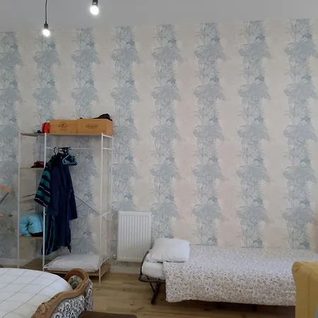 Pyrenees Vue Gite Hoopoe - Le Plus Commentaires Positifs,Vues Fantastique, Petit-Dejeuner, Calme, Piscine, Parking سان جودُ