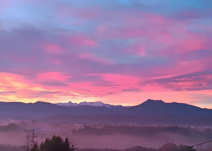 Pyrenees Vue - Commentaires Positifs - Vues Fantastique, Tres Bon Petit-dejeuner, Calme, Piscine, Parking Сен-Годенс
