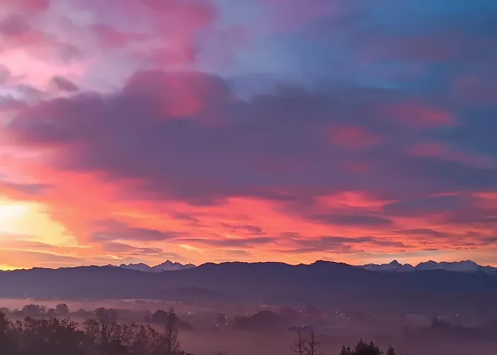 公寓 Pyrenees Vue - Commentaires Positifs - Vues Fantastique, Tres Bon Petit-dejeuner, Calme, Piscine, Parking