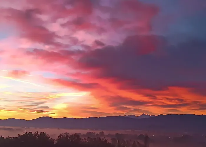公寓 Pyrenees Vue - Commentaires Positifs - Vues Fantastique, Tres Bon Petit-dejeuner, Calme, Piscine, Parking *